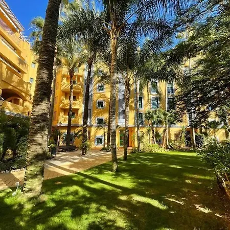 3br 100m From Beach San Pedro, Marbella. *